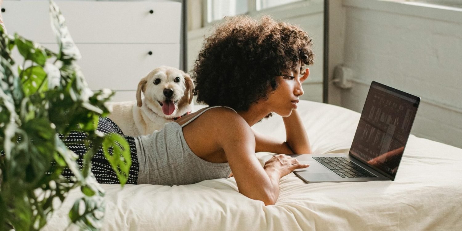 Extraordinary Creator lying in bed and creating threads content